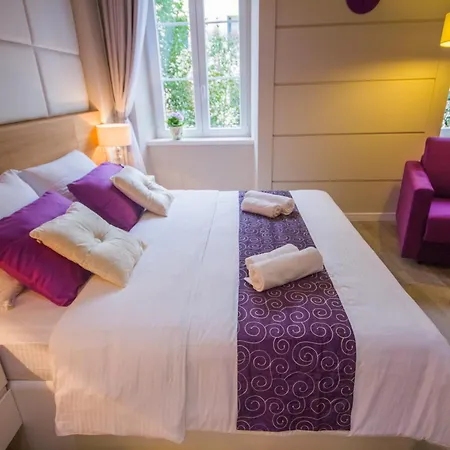 Πανσιόν Peninsula Luxury Ζαντάρ