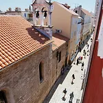 Peninsula Luxury Gostinjska kuća 4*