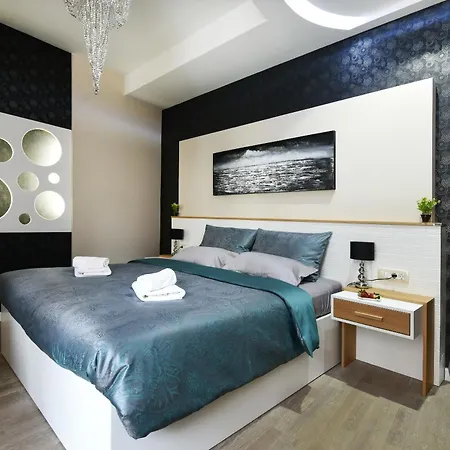 Peninsula Luxury Gæstehus 4*