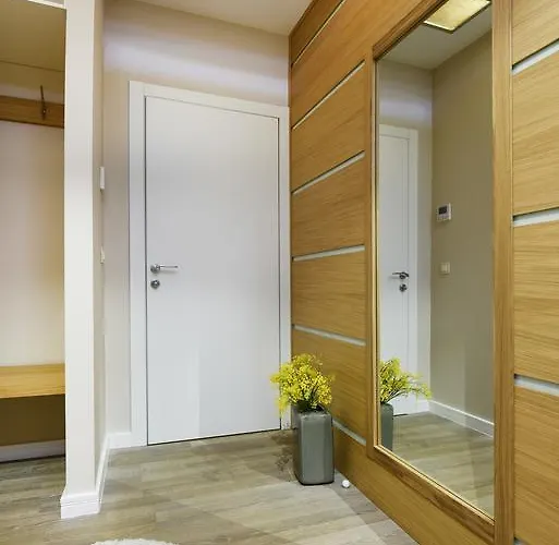 Peninsula Luxury זאדאר