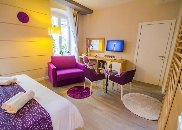 Peninsula Luxury Pensión